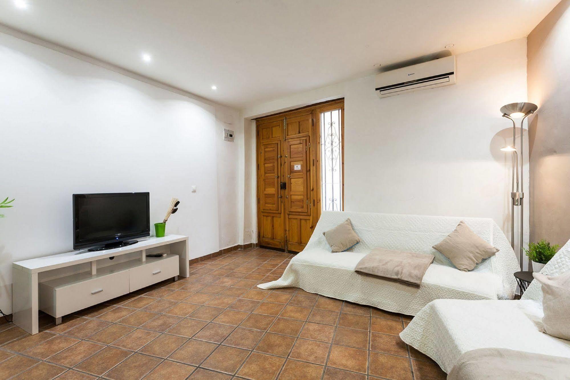 Like Apartments Lonja Valencia Exterior foto